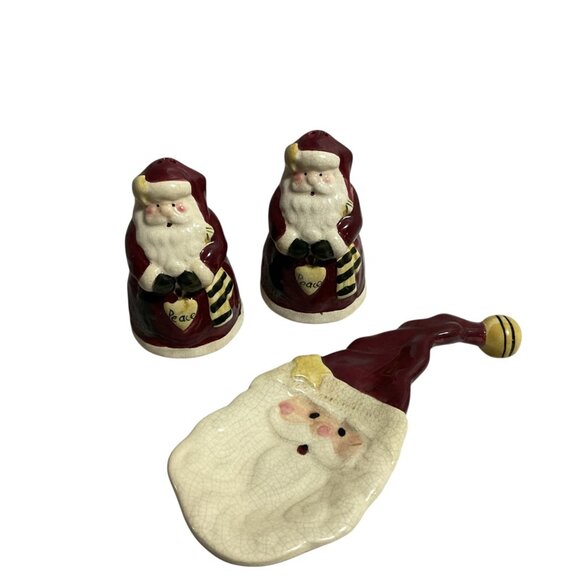 Vigor Santa Ceramic Salt & Pepper Shakers Santa Hat Spoon Rest Holiday Decor - Picture 1 of 4